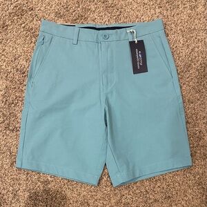 Vineyard Vines On the Go Shorts Mens size 28 NWT